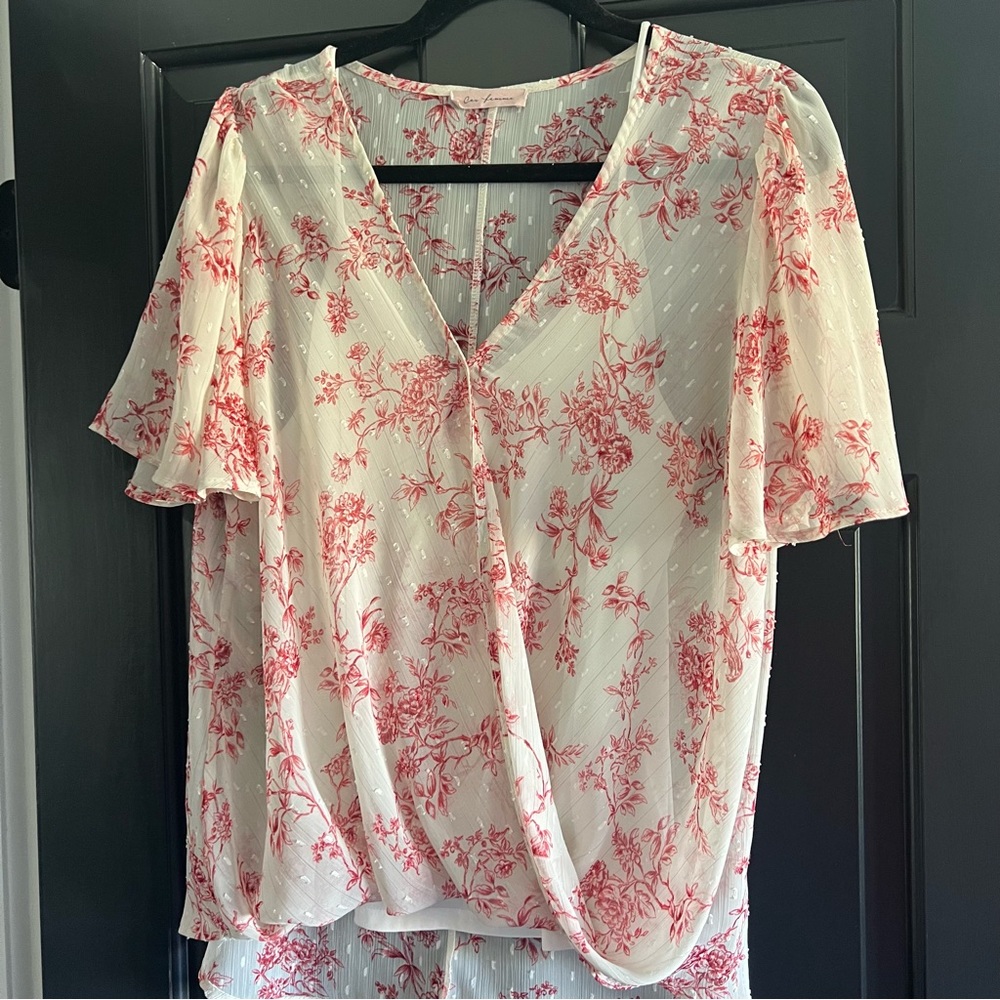 boutique- Ces Femme top with layering cami